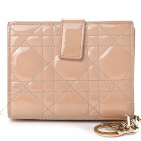 Christian Dior Lady Dior Patent cannage leather eden wallet. - Picture 5 of 13